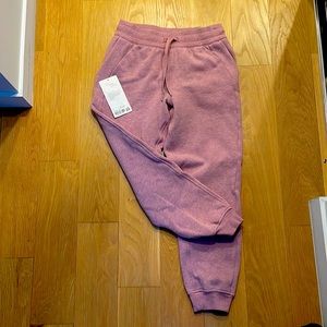 NWT Lululemon Scuba Jogger pants